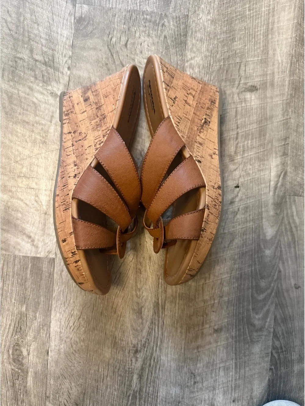 Arizona Jean Co Tan Wedges 11